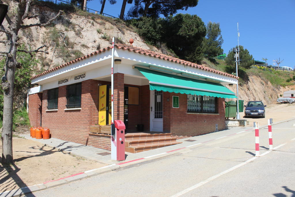 El Carlitos Hotel Arenys de Mar Exterior photo